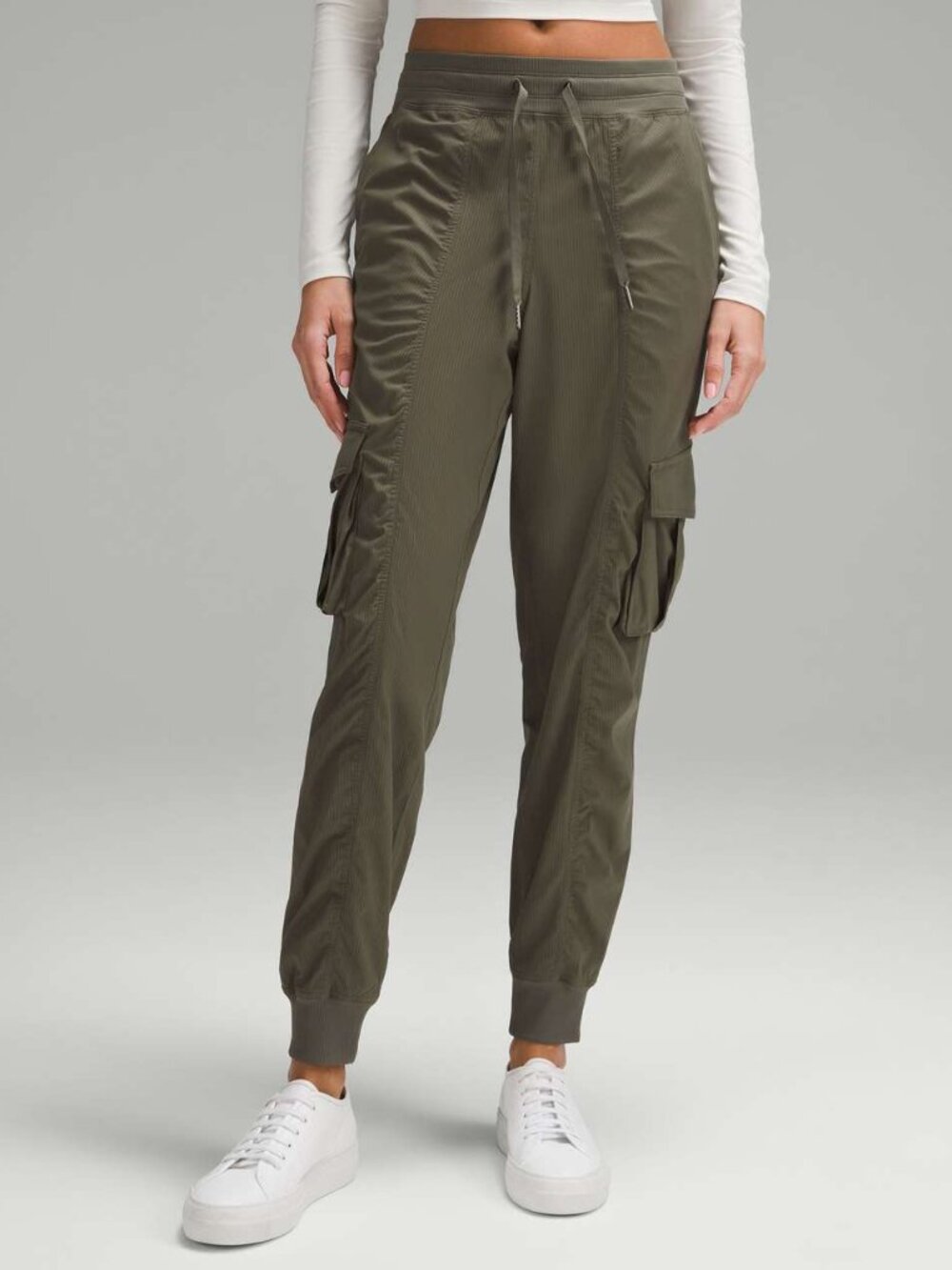 Lululemon Women's Dance Studio Relaxed-Fit Mid-Rise Cargo Jogger - Army Green